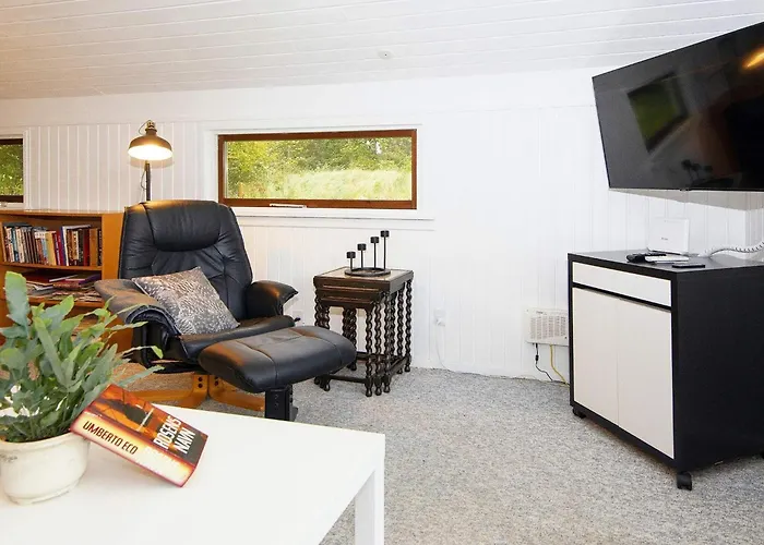 6 Person In Casa de Férias Fårvang